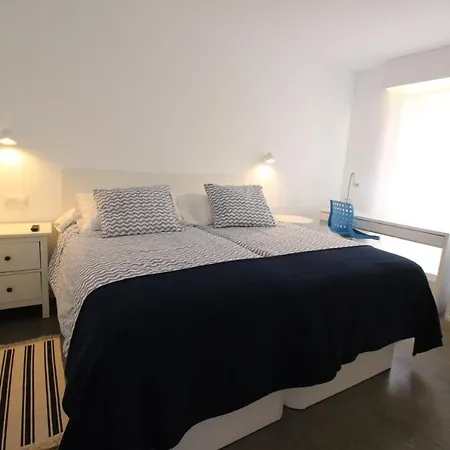 Apartamento 2 Con Piscina Y Jardín *