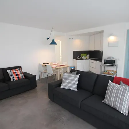 2 Con Piscina Y Jardín Apartamento