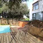 2 Con Piscina Y Jardin - Montesomo سومو