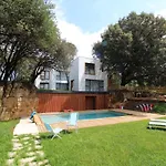 2 Con Piscina Y Jardin - Montesomo شقة سومو