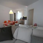 شقة 2 Con Piscina Y Jardin - Montesomo