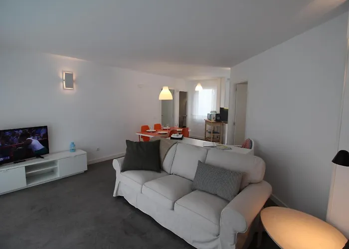 Lägenhet 2 Con Piscina Y Jardin - Montesomo *